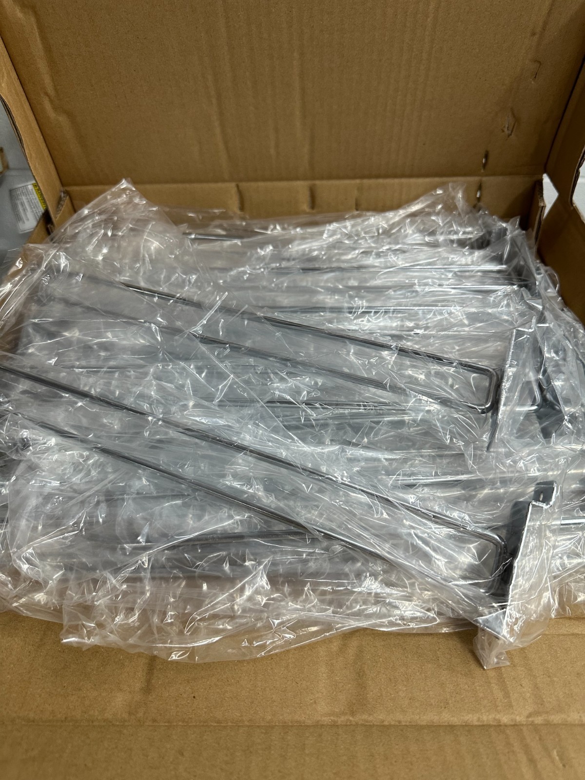 100-PACK LOT Slatwall peg chrome Scanner Hooks 12” store organizing hangers