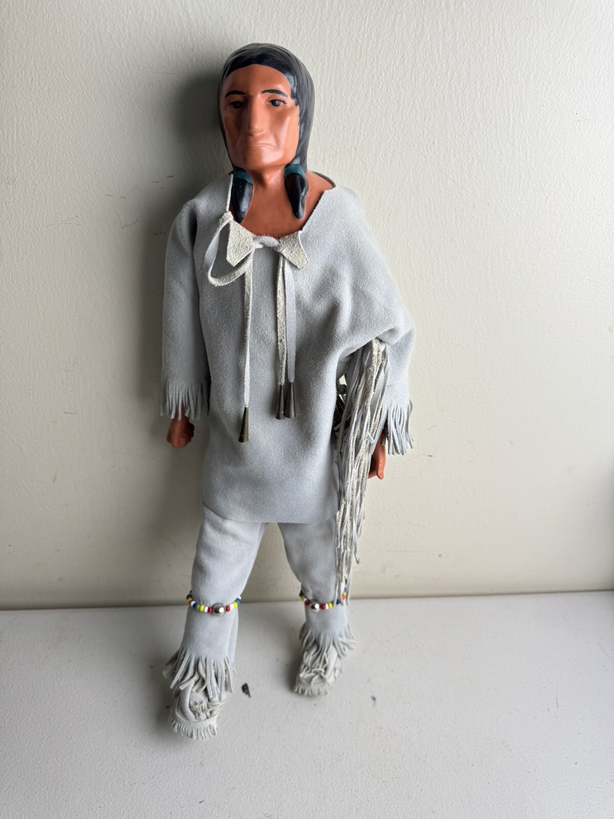 VINTAGE INDIANA STONEWARE NATIVE AMERICAN INDIAN CHIEF DOLL "KOKOMOKO" 1965