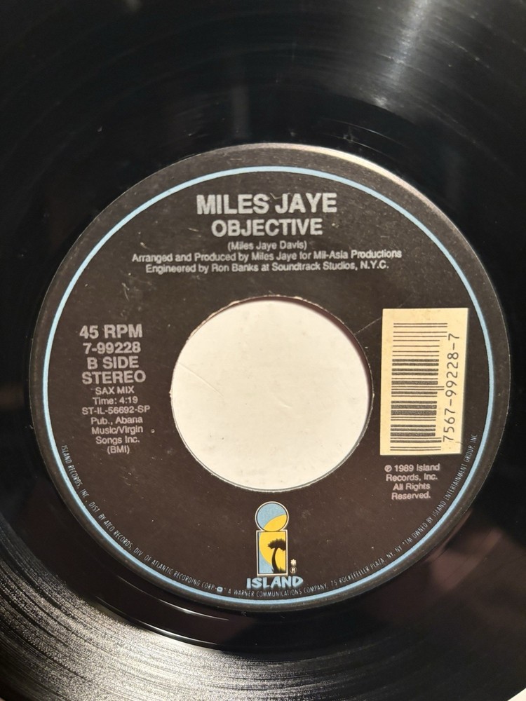 Miles Jaye “Objective” Island 7” 45 Strong VG+