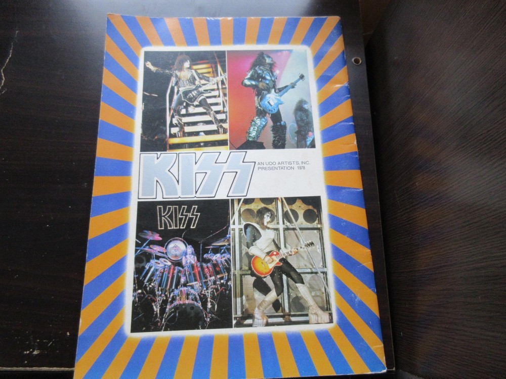 KISS 1978 Japan Tour Book Concert Program Gene Simmons Paul Stanley Ace Frehley