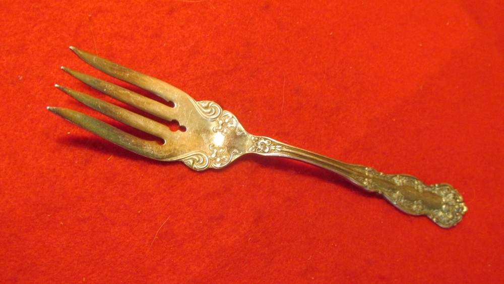 International Wm Rogers Chester Salad Fork