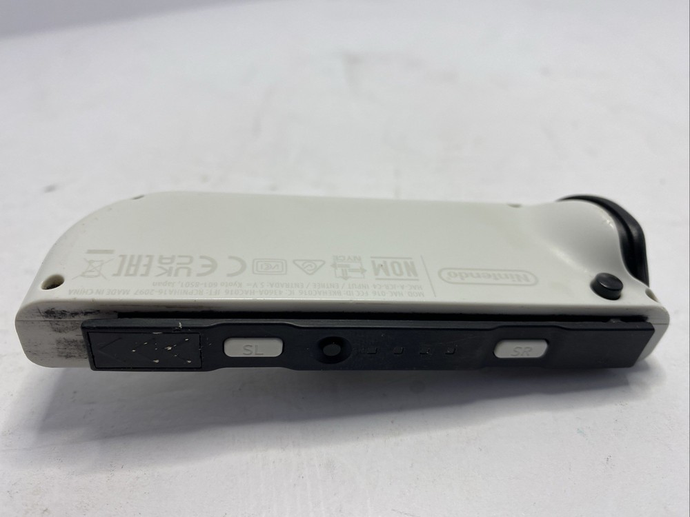 Nintendo Switch Right Joy-Con White OEM Controller HAC-015