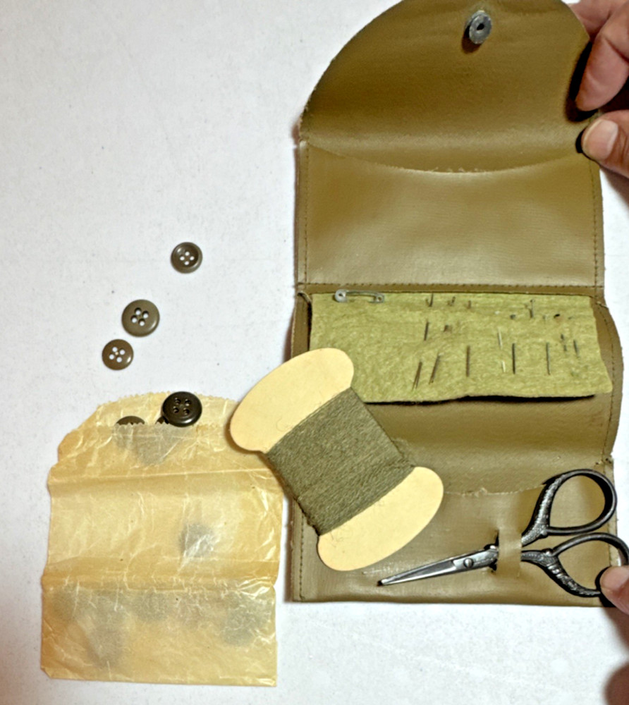 US Army WW II Olive Drab Sewing Kit Scissors Needles Thread Buttons Original