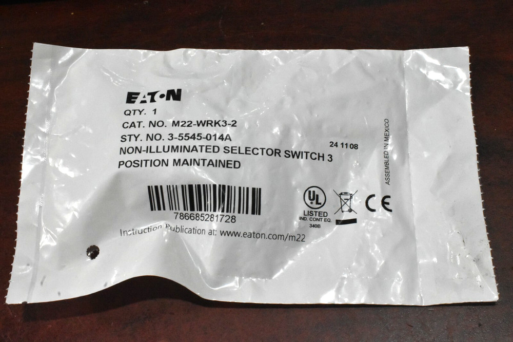 Eaton M22-WRK3-2 Selector Switch Assembly 3 Position New