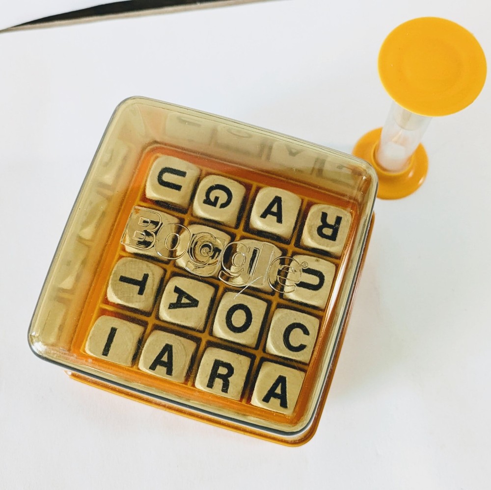 1976 Game Boggle Parker Brothers