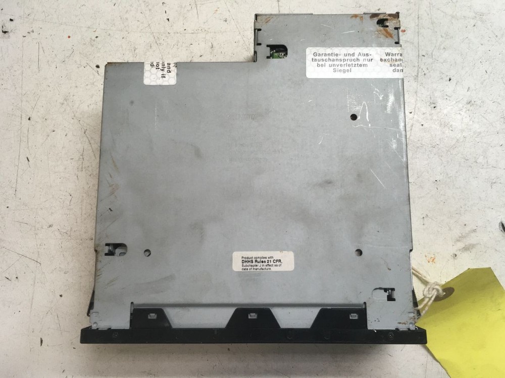 AUDI A6 C6 4F (2005 > 2011) 6 DISC CD CHANGER MODULE 4E0035110A