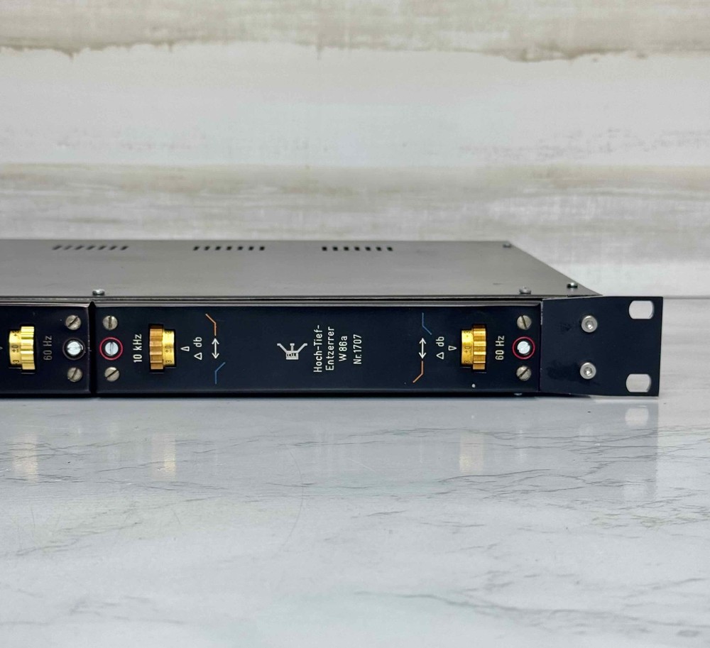 Eckmiller W86a Passive EQ Racked Pair