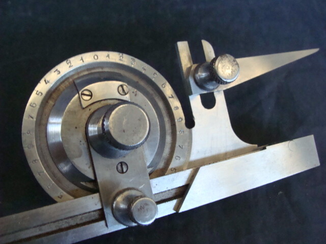Vintage Precision Angle Team Gauge