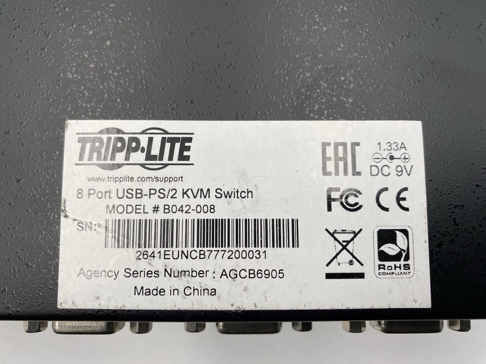 TRIPP-LITE B042-008 8-PORT USB=PS/2 KVM SWITCH