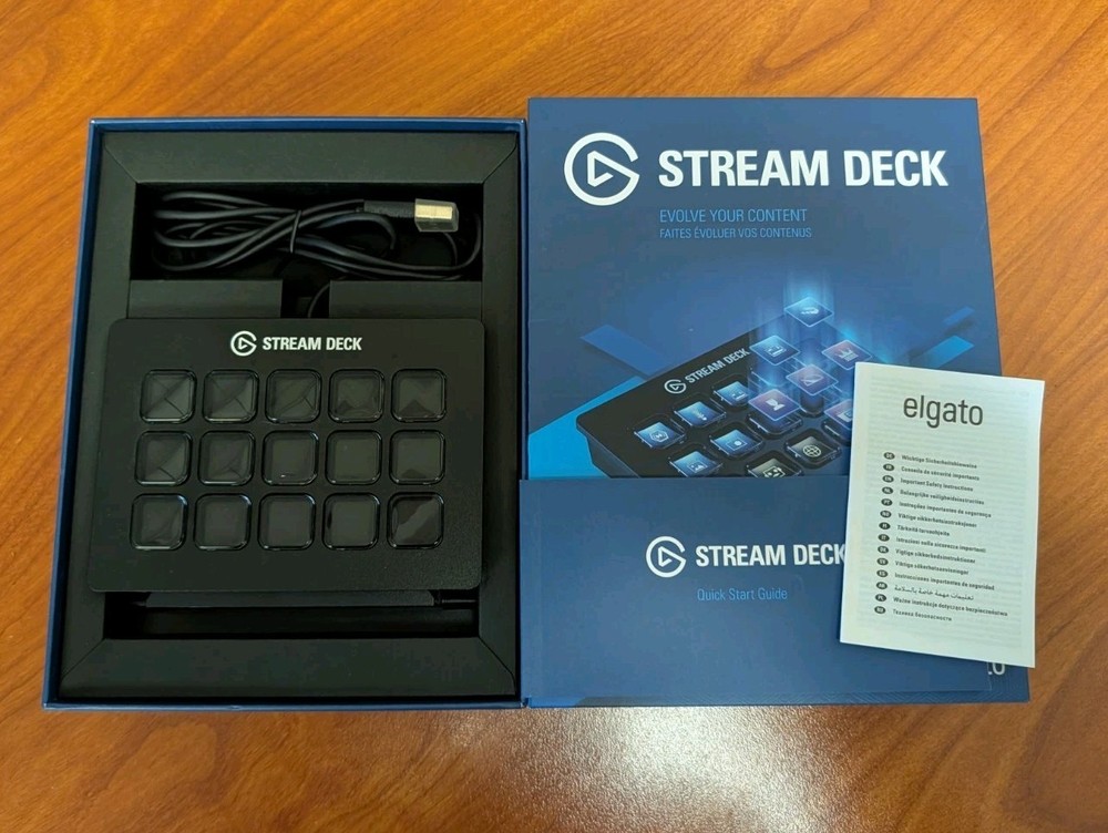 Elgato Stream Deck Live Content Creation Controller - Black, 15 Keys