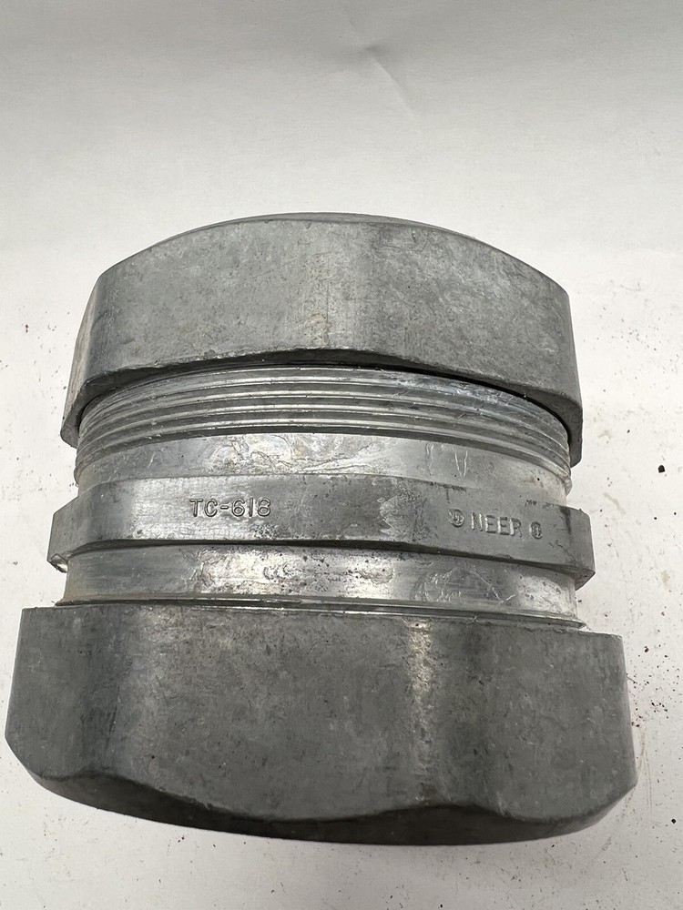 Neer TC-618 Three-Inch 3" EMT Conduit Compression Coupling