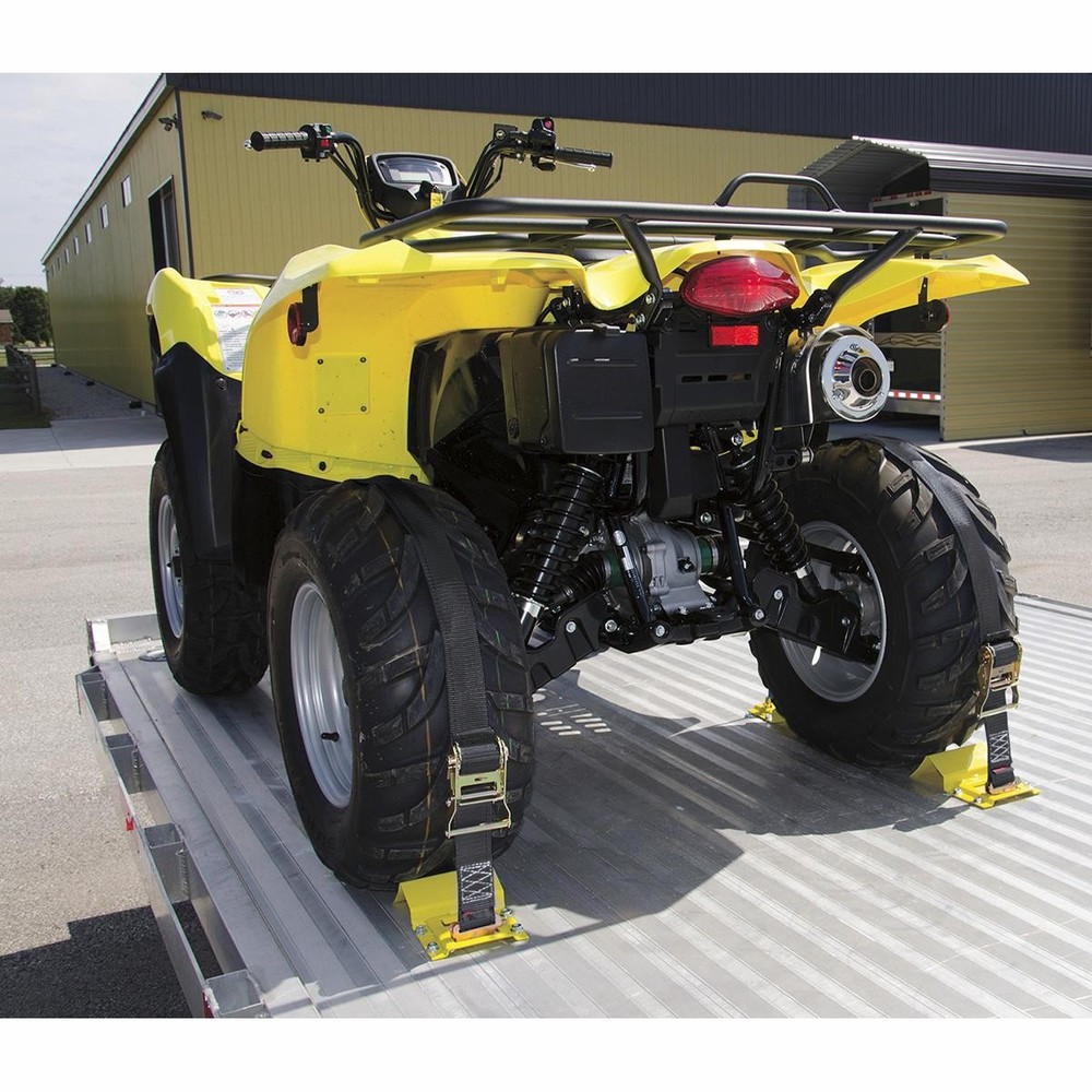 Moose Utility 09160 Wheel Chock and Tie-Down Strap Kit