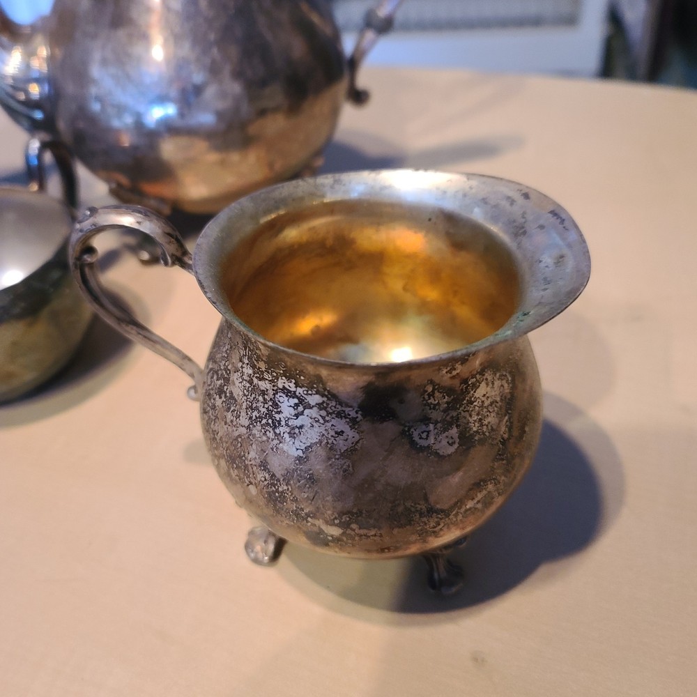 Sheridan Silverplate Tea Pot and Cups Set