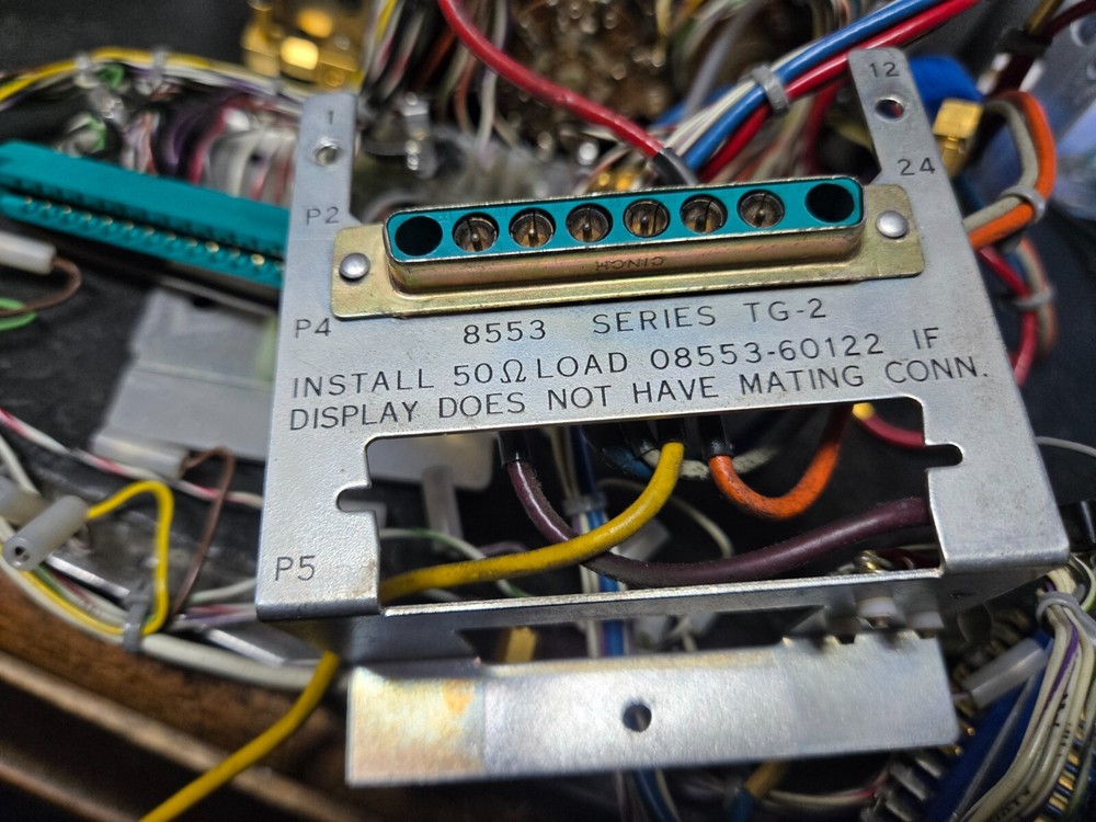 HP SPECTRUM ANALYZER RF SECTION 8553B front panel, knobs, misc boards & cables