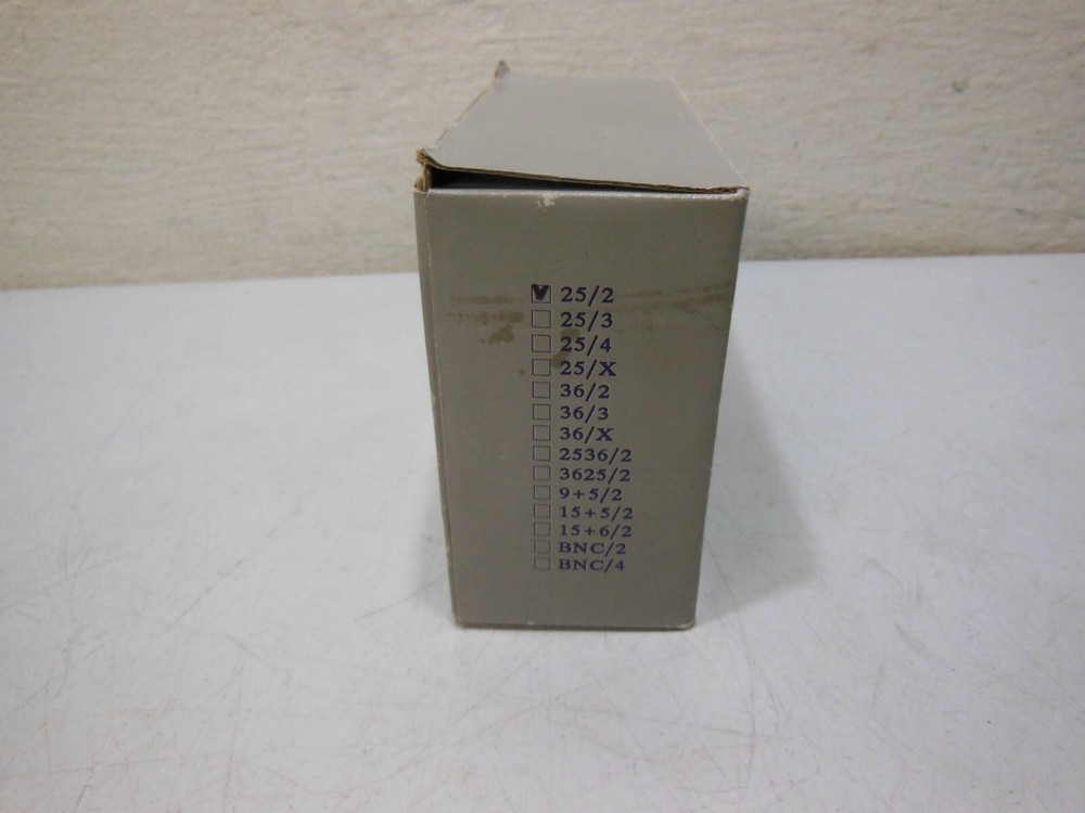 Data Transfer Switch 25/2 - New