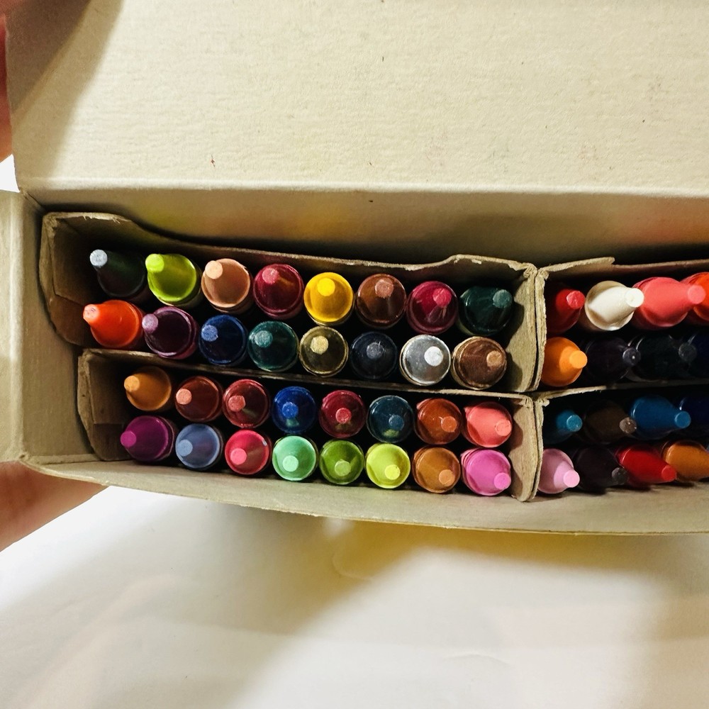 Vintage Crayola Crayons Binney Smith 64 Count With Built In Sharpener