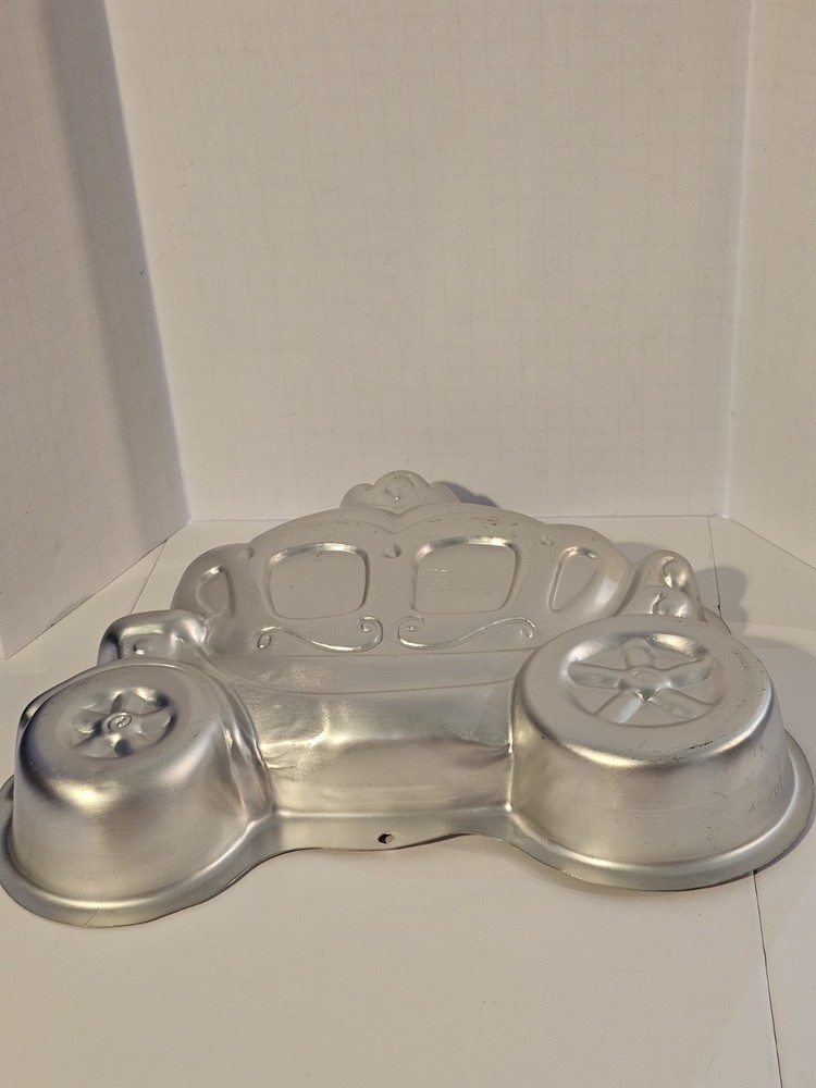 Wilton Cake Pan Princess Carriage