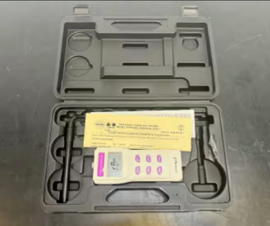 VWR 89094-958 TRACEABLE EXPANDED RANGE CONDUCTIVITY METER