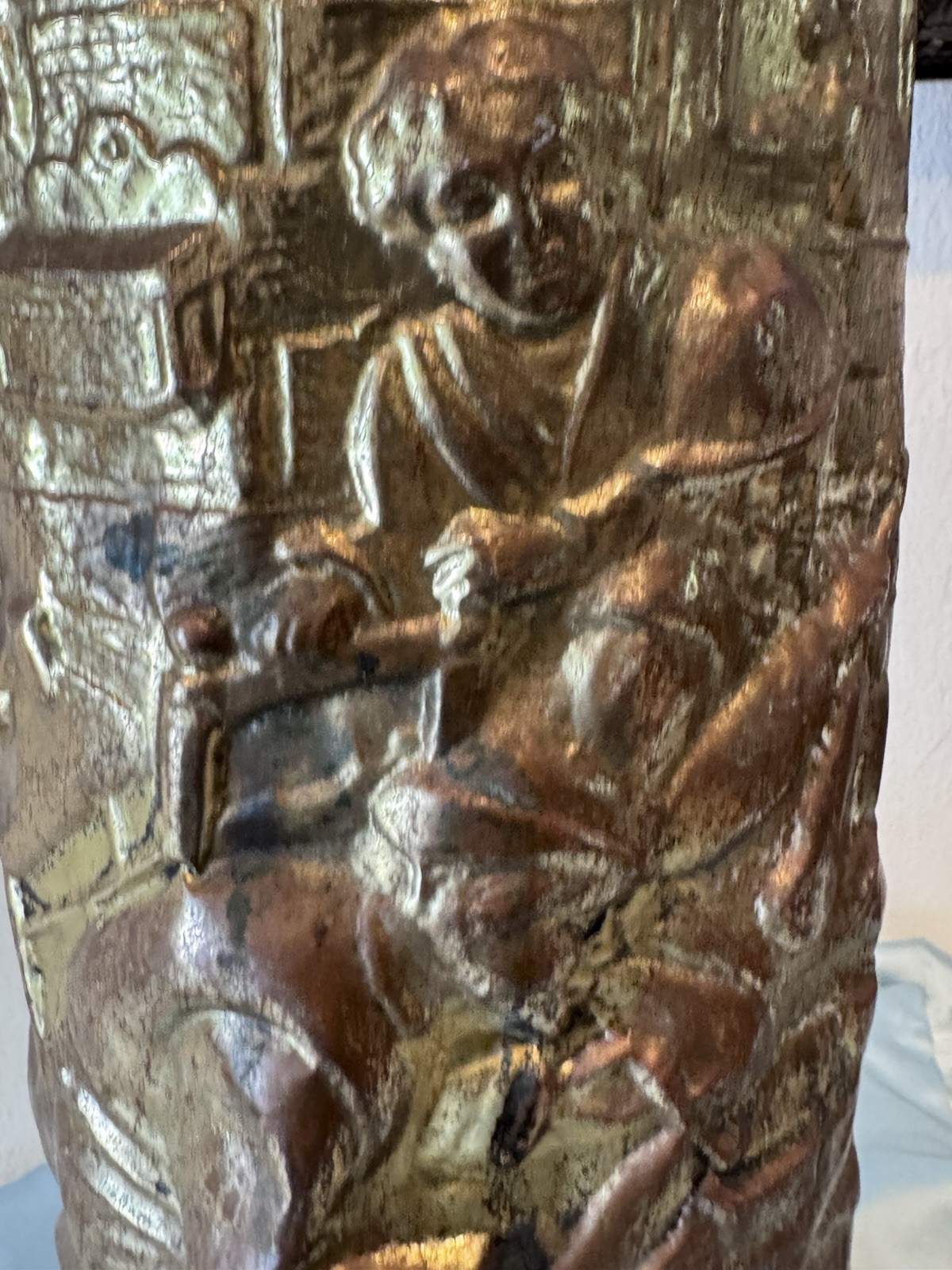 Lombard Umbrella Stand Brass Embossed Relief Colonial Pub Scene England 15" Tall