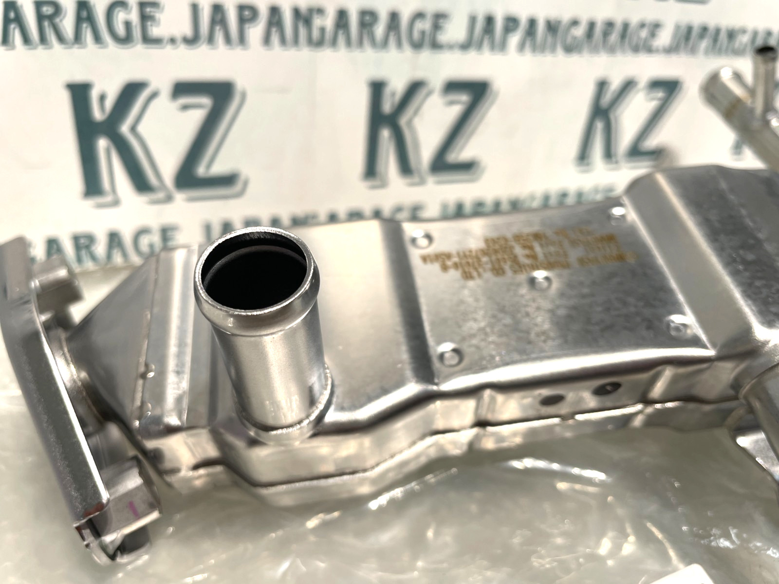 TOYOTA Genuine EGR Pipe Cooler LEXUS CT200H PRIUS / V ZVW30 ZVW35/41 25601-37010