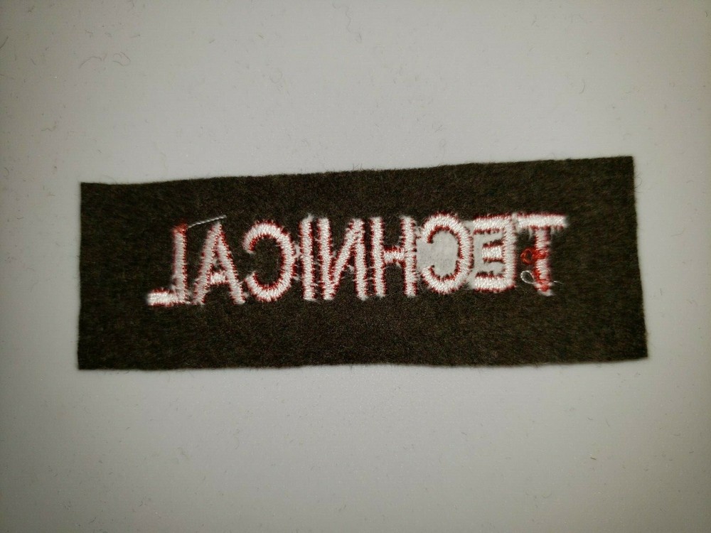 K0705 WW2 USMC US Marines Sleeve Patch Technical Green Wool R7B
