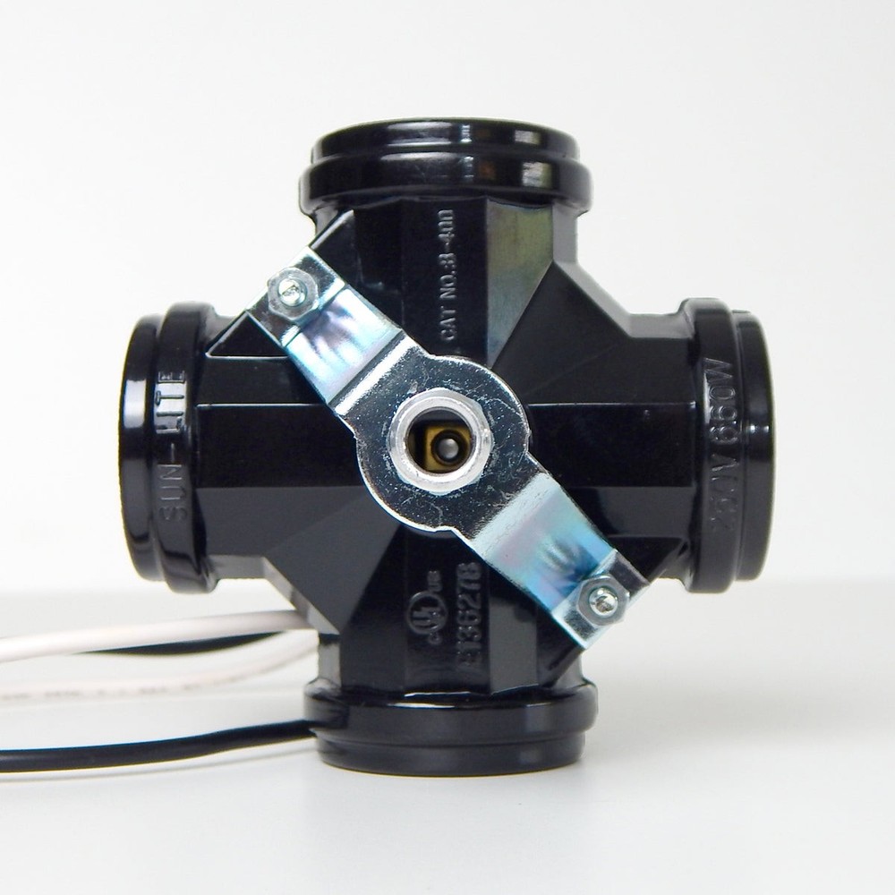 4-Light Phenolic Standard/Medium Base Cluster Socket Assembly