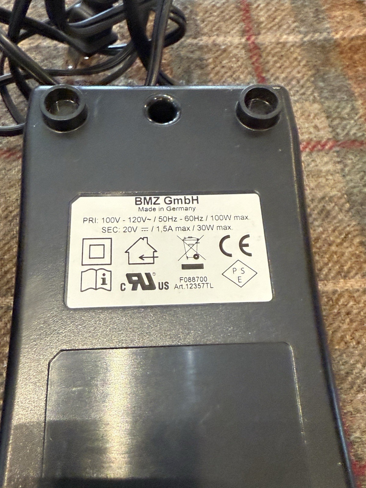 GESIPA 14.4V Li-ion Accubird Riveter w/ Metal Case, 1.3Ah Battery & Charger