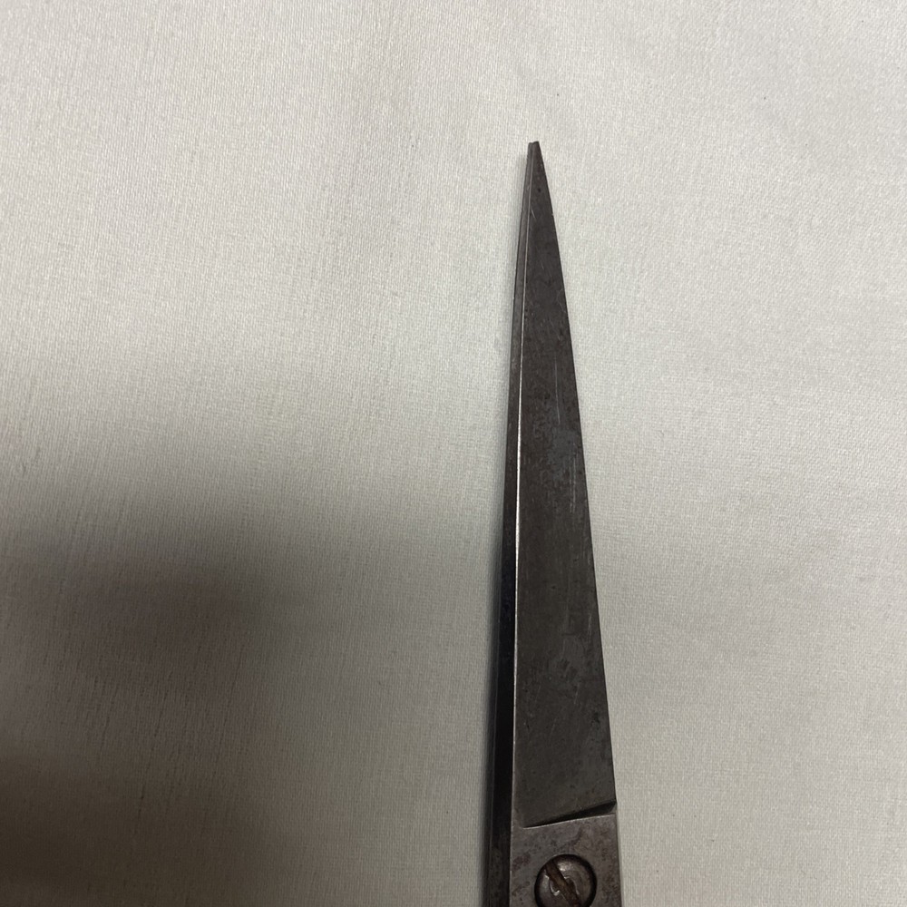 1 Red Imp, Morris Scissors