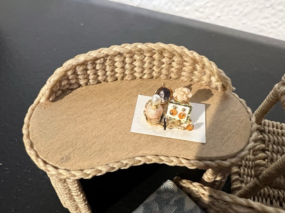 Half Inch Scale 1:24 Scale Dollhouse Vanity Tray