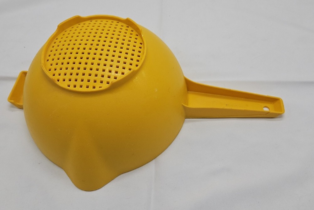 Vintage Yellow Tupperware Colander/Strainer