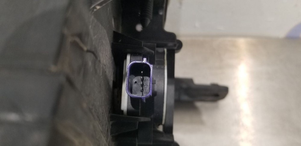 21 FORD EXPEDITION LOWER AIR SHUTTER 3.5L