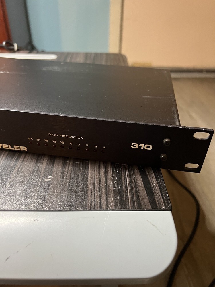 Rocktron 310 Compressor / Limiter / Leveler