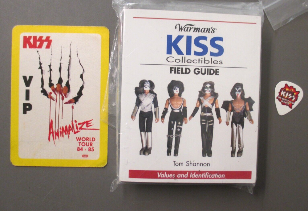 KISS Collectibles Field Guide - Warman's + backstage pass & Tommy Thayer pick !