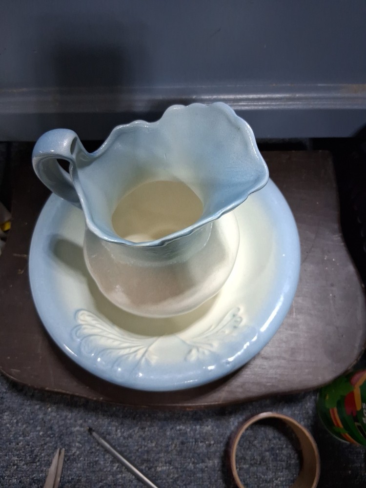 Small Vintage Pitcher & Basin