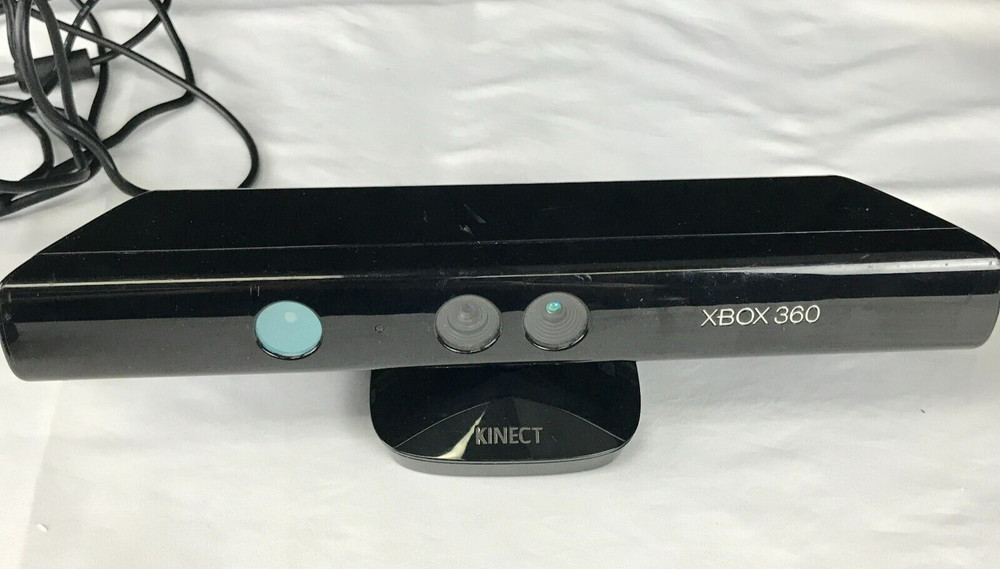 Microsoft  Xbox 360 Kinect Sensor Model 1414 Black