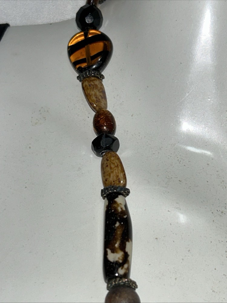 vintage stone pendant necklace