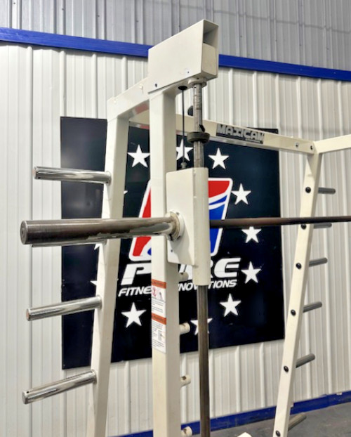 Maxicam | Plate Loaded Smith Machine