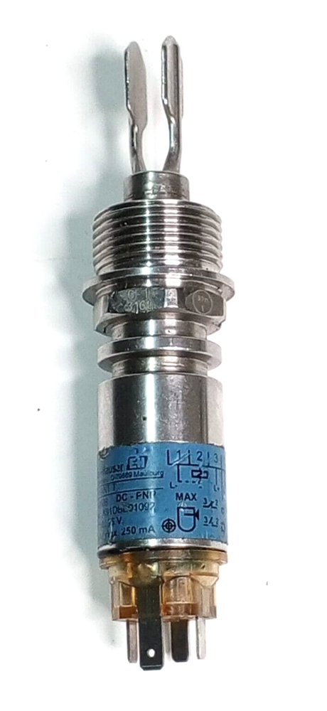 ENDRESS + HAUSER FTL20-062B LIQUIPHANT LEVEL LIMIT SWITCH