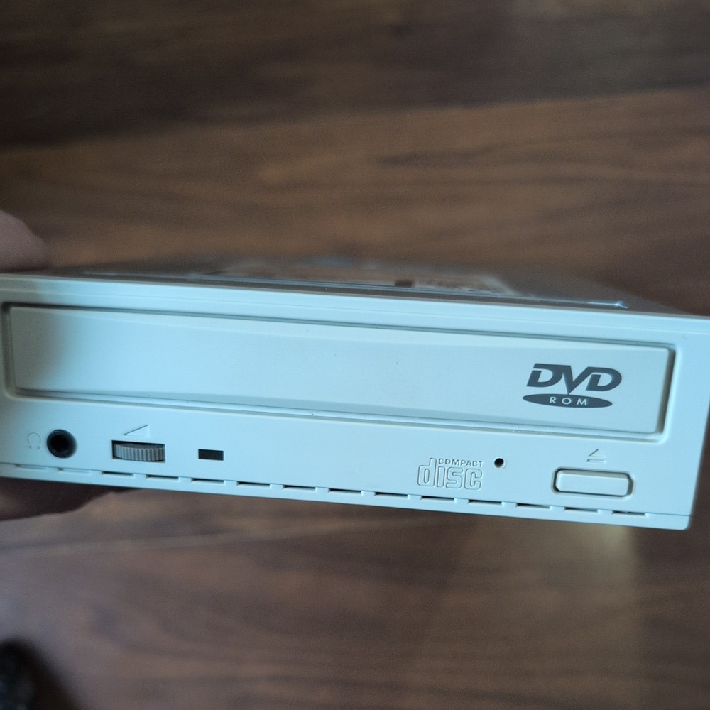 Apple 5x ATAPI SR-8583-B dvd rom new old stock