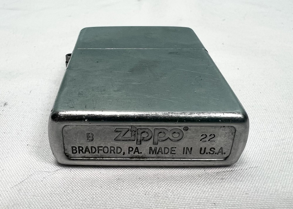 Zippo 2022 Chrome Lighter