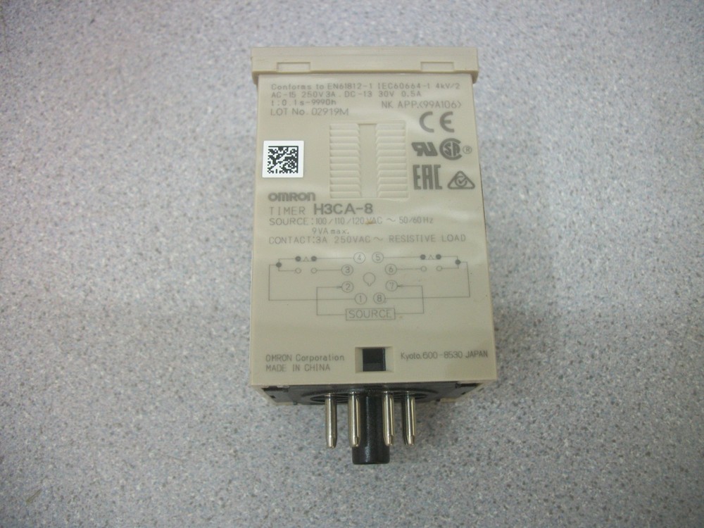 OMRON SOLID-STATE TIMER H3CA-8 NIB