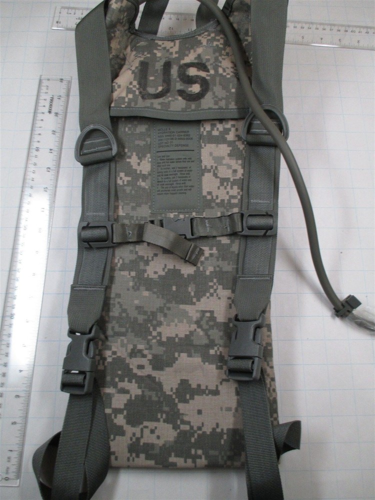 USGI MOLLE Hydration System+100oz/3L Bladder ACU Digital Army Camelbak NEW