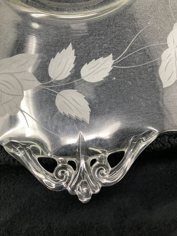 Elegant glass etched rose tray