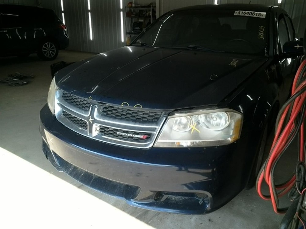 AVENGER 2013 High Mounted Stop Light 104834162