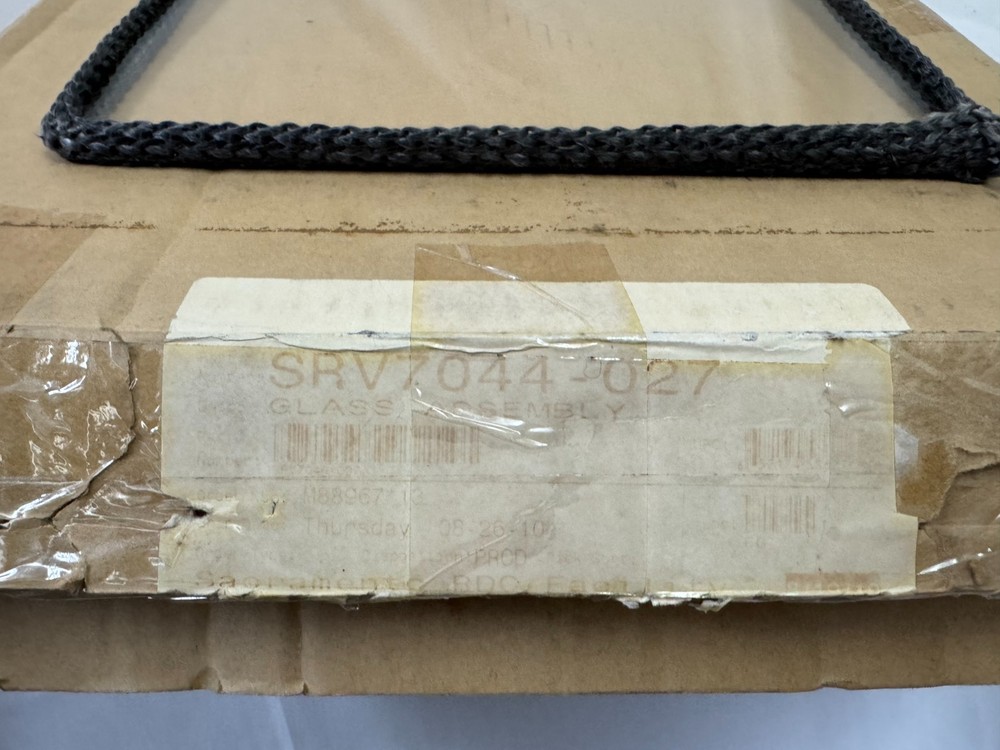 Heatilator & Quadra-Fire Glass Assembly - Rectangular (SRV7044-027)