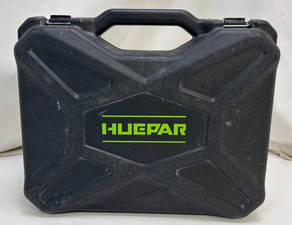 Huepar Tools Horizontal & Vertical Laser Level 704CG Kit W/Case & Accessories
