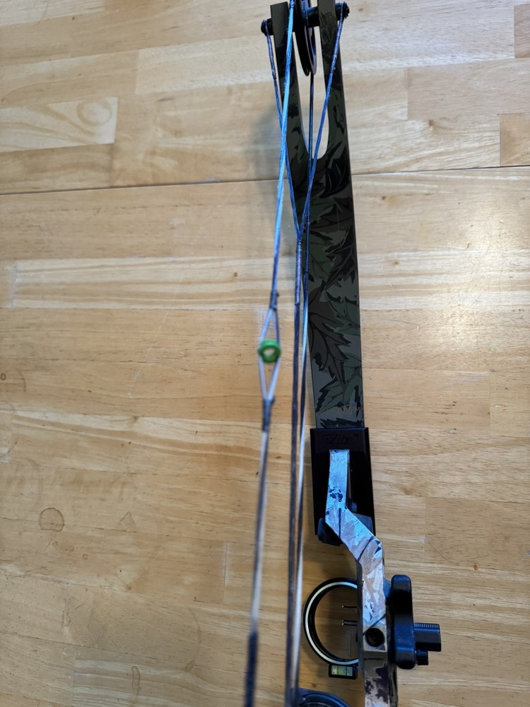 Martin Phantom compound bow Archery hunting w truglow sight, trigger,quiver,misc