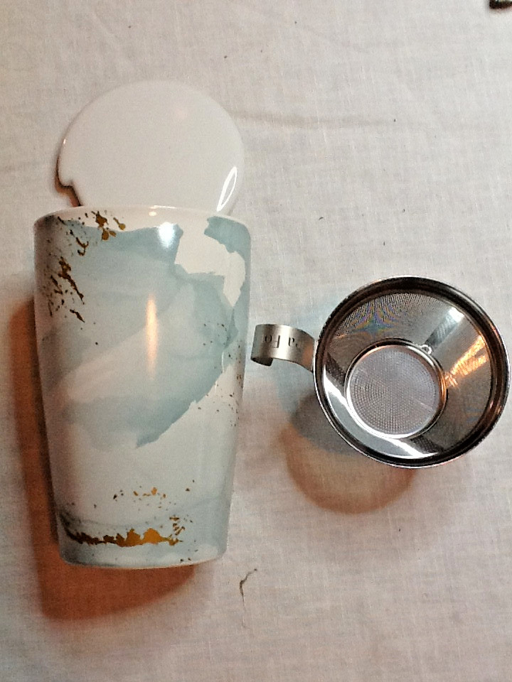 TEA FORTE STEEPING CUP & INFUSER BLUE / GOLD / WHITE 050125B