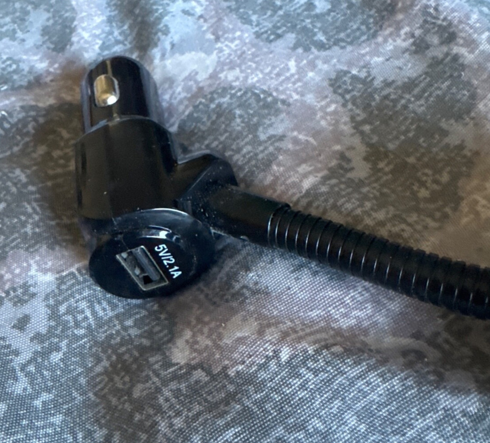 Nulaxy KM18 Wireless In-Car Bluetooth FM Transmitter Audio Receiver wireless-NEW