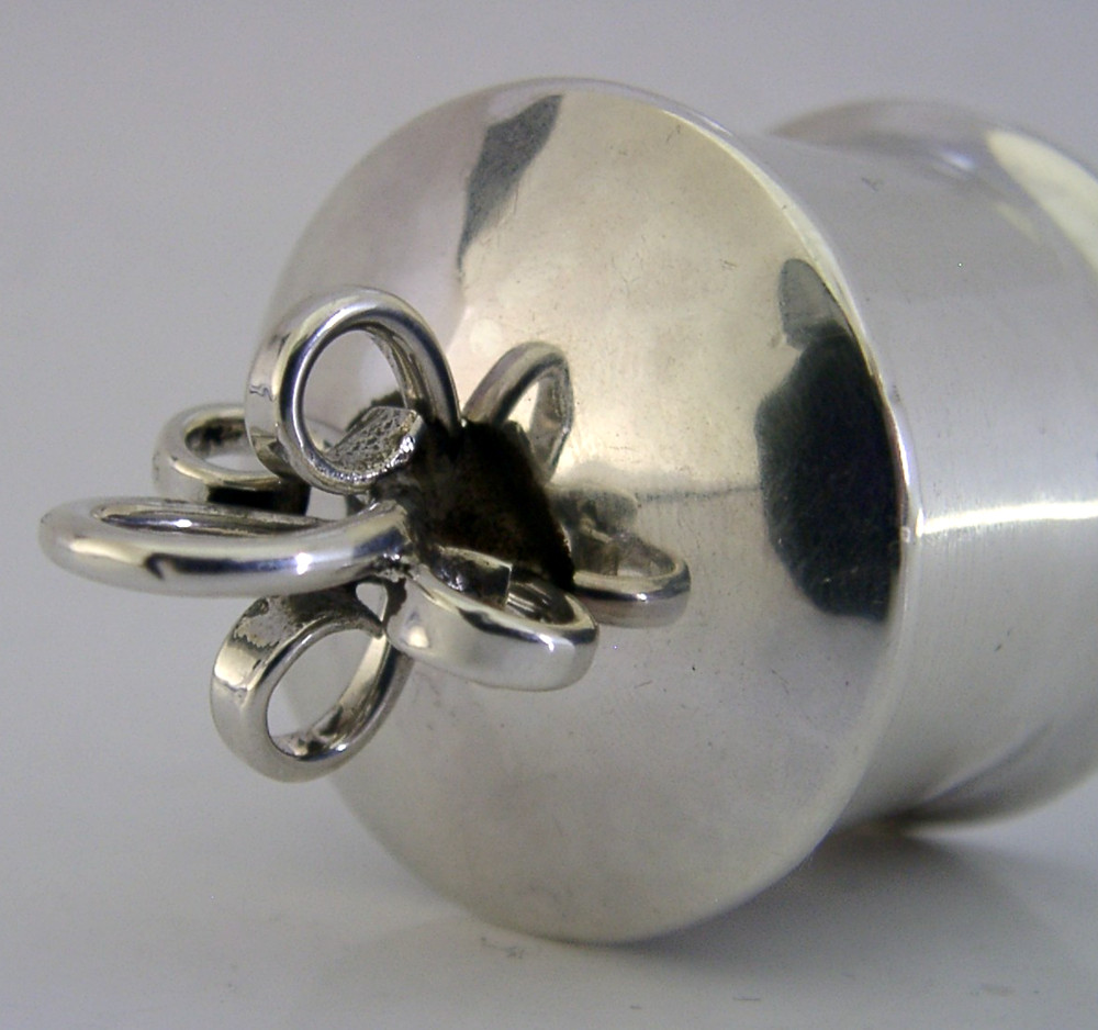 PETER E BALL HAND MADE ENGLISH SOLID STERLING SILVER BOX 1983 DESIGNER